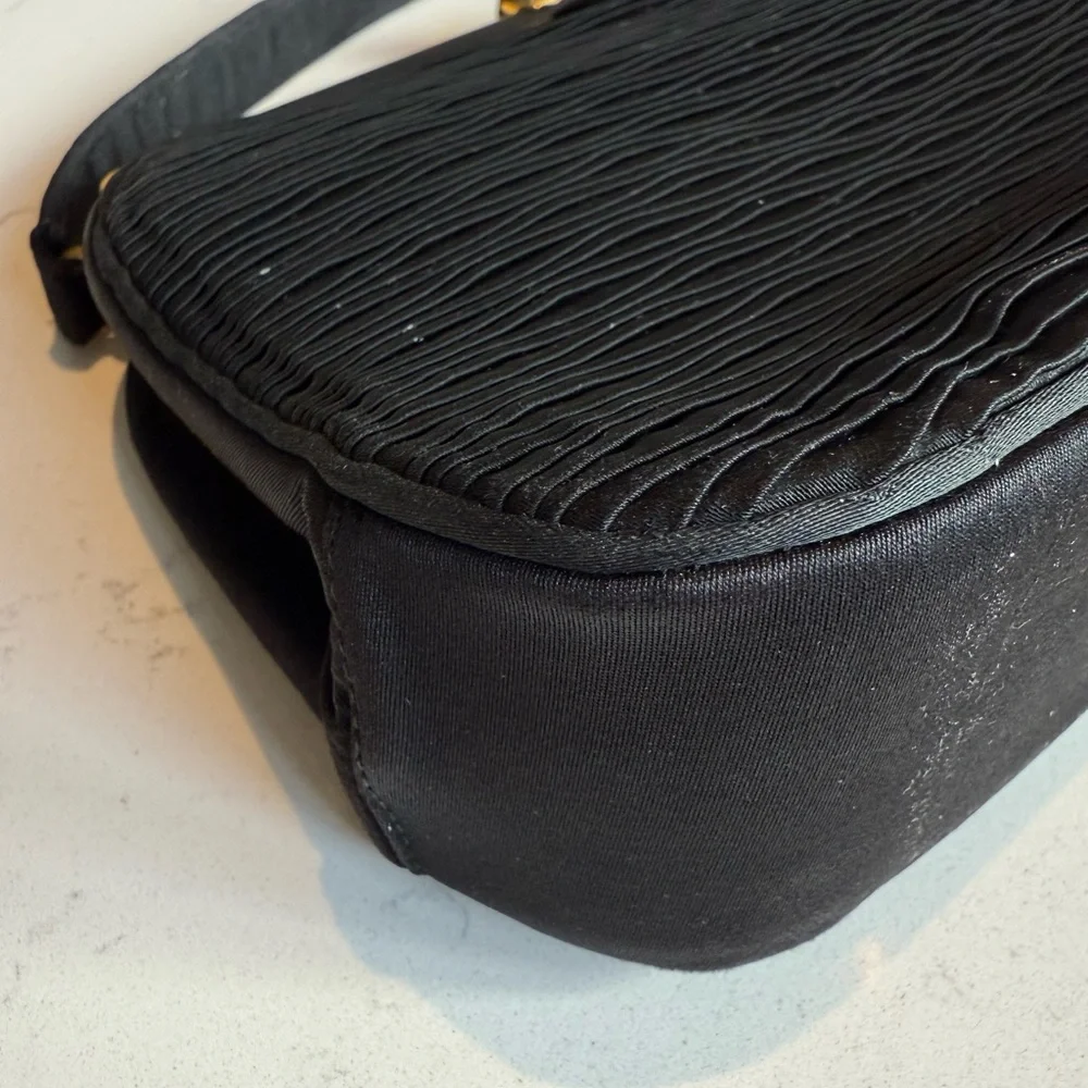 Vintage Meyers Made in USA Elegant Black Women's Handbag - Picture 8 of 9